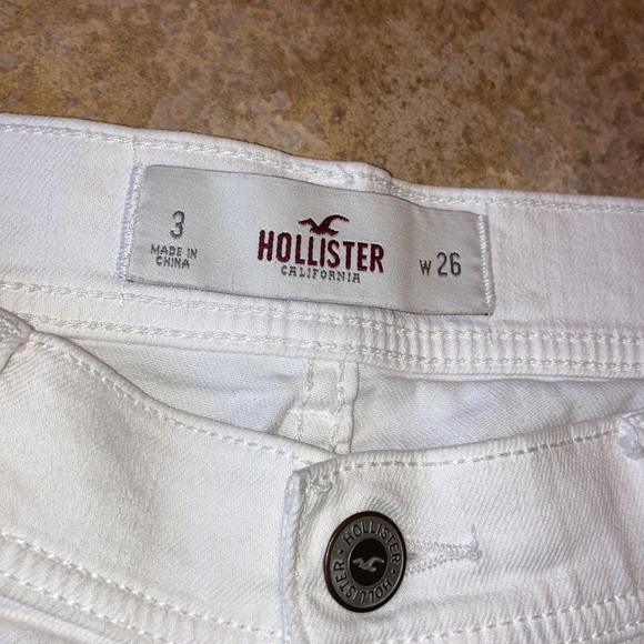Hollister Shorts Size 26 - Picture 2 of 3